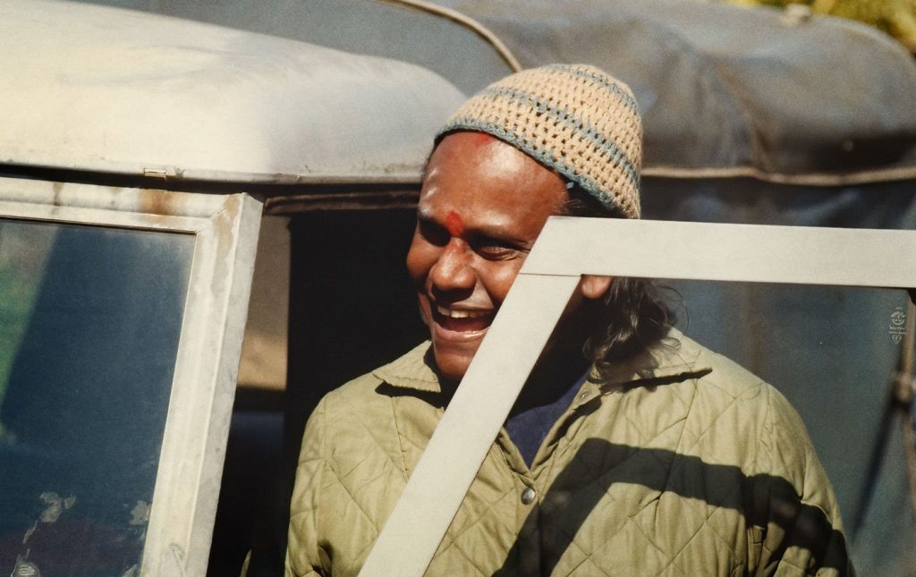 Guru getting into his Land Rover at Skanda Vale